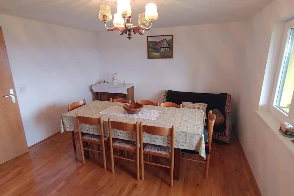 Сasa de vacaciones Vikend Hisa Vrhe Senovo